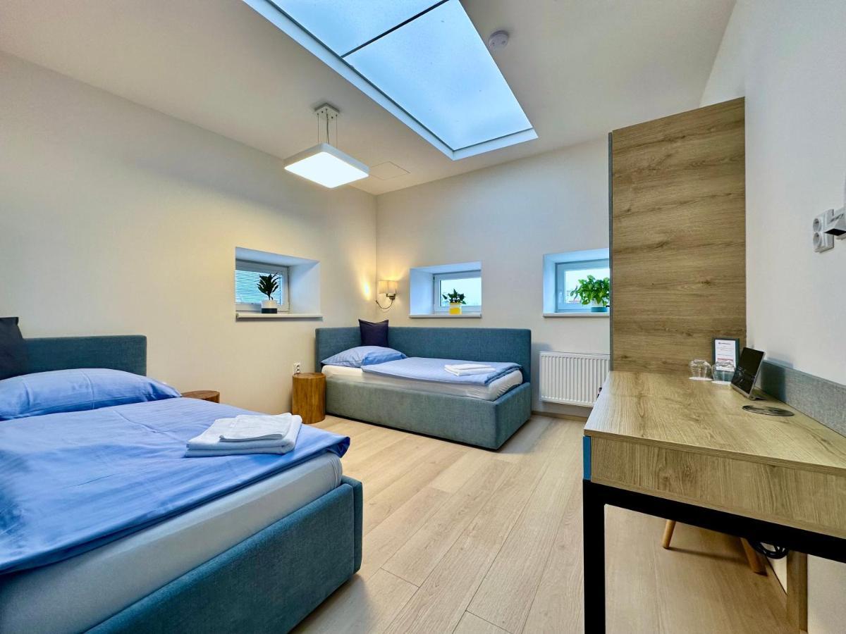 Dobre Misto Hotell Krnov Exteriör bild