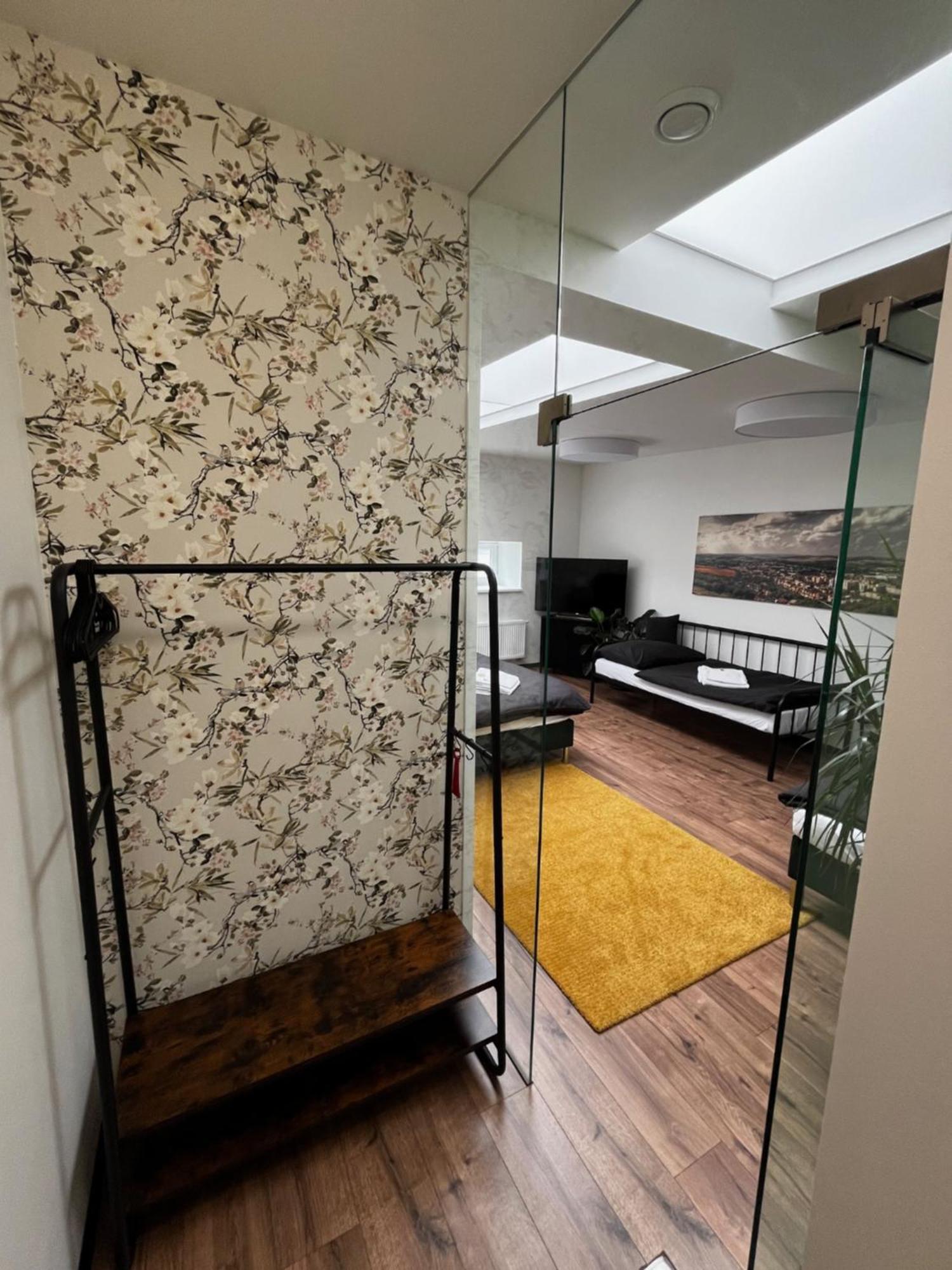 Dobre Misto Hotell Krnov Exteriör bild